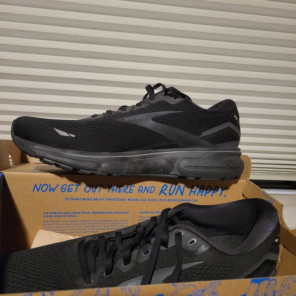Brooks Ghost 15 Men's Running Shoe WIDE